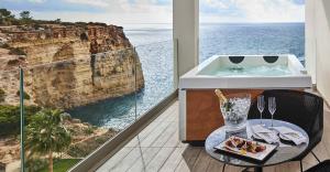 Amazing panoramic ocean views: Tivoli Carvoeiro Algarve Resort Hotel, Portugal